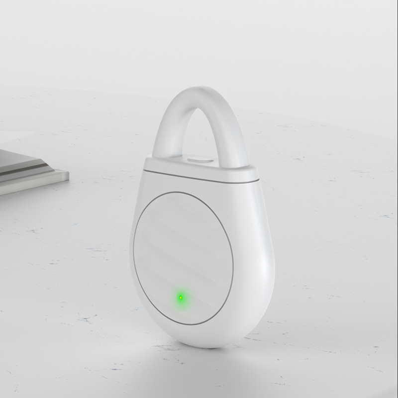 🏆 Last Day Special Price £16.99 ! 🐦Buy 2 Get 1 Free🎁No more trouble from birds, beasts and locusts！Portable Ultrasonic Bird Repellent Keychain