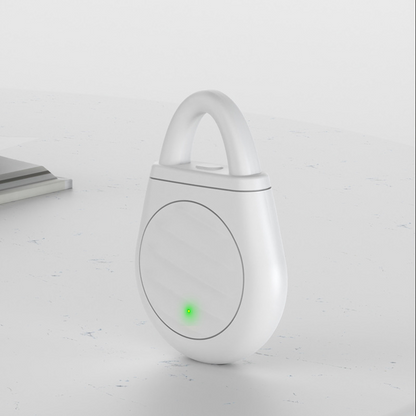 🏆 Last Day Special Price £16.99 ! 🐦Buy 2 Get 1 Free🎁No more trouble from birds, beasts and locusts！Portable Ultrasonic Bird Repellent Keychain